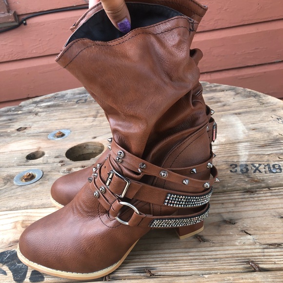 TREWQ woman’s booties - Picture 8 of 11